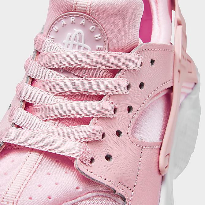 Front view of Girls' Big Kids' Nike Air Huarache Run SE Casual Shoes in Prism Pink/White Click to zoom