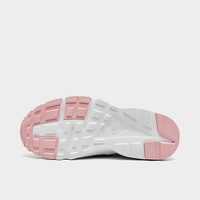 Bottom view of Girls' Big Kids' Nike Air Huarache Run SE Casual Shoes in Prism Pink/White Click to zoom