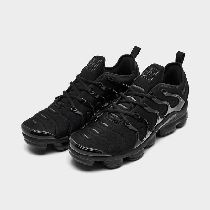 George Eliot Valkuilen Moment Nike Air VaporMax Plus Running Shoes| Finish Line