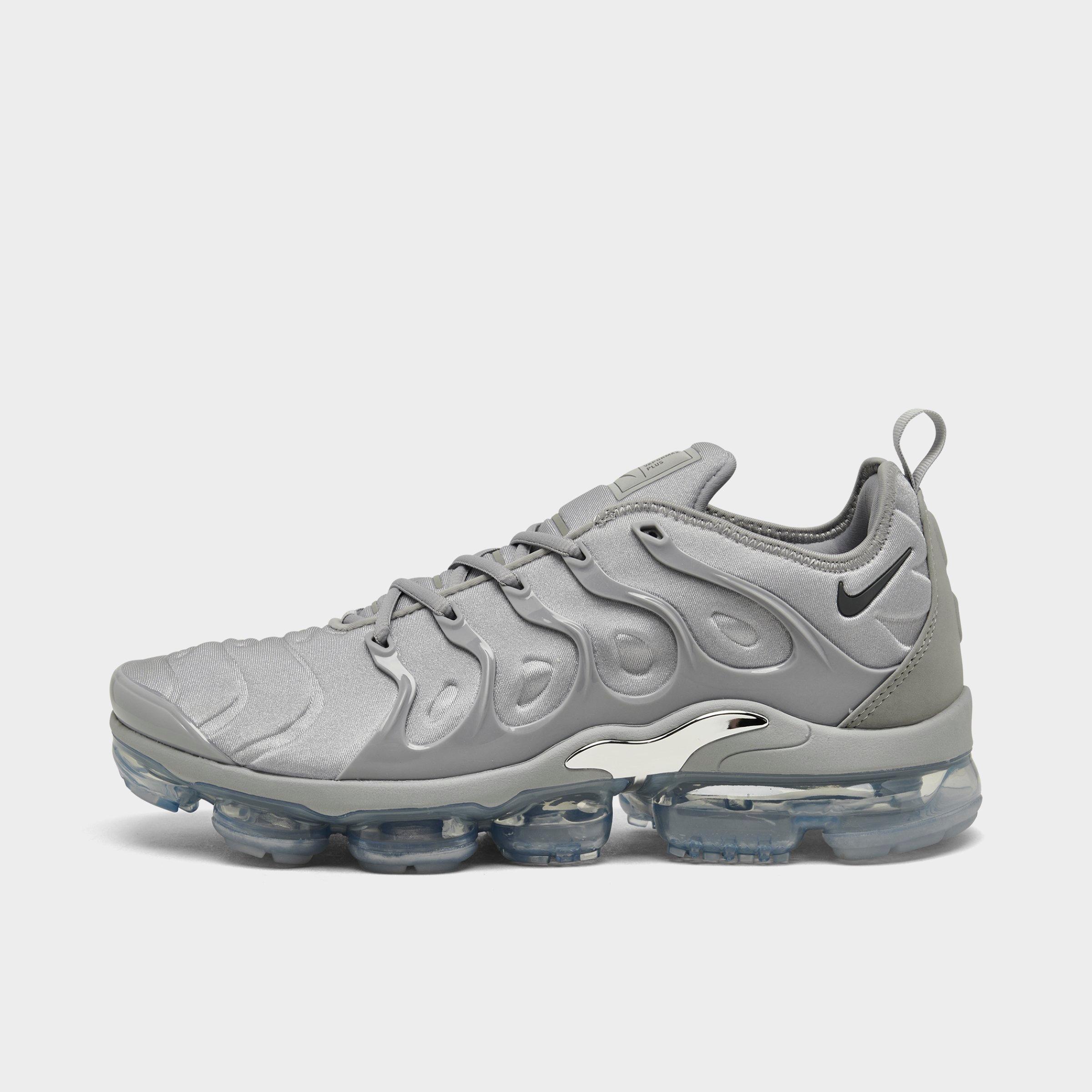 靴 Nike AIR VAPORMAX PLUS Nike Air VaporMax Plus Men's Shoes. Nike.com