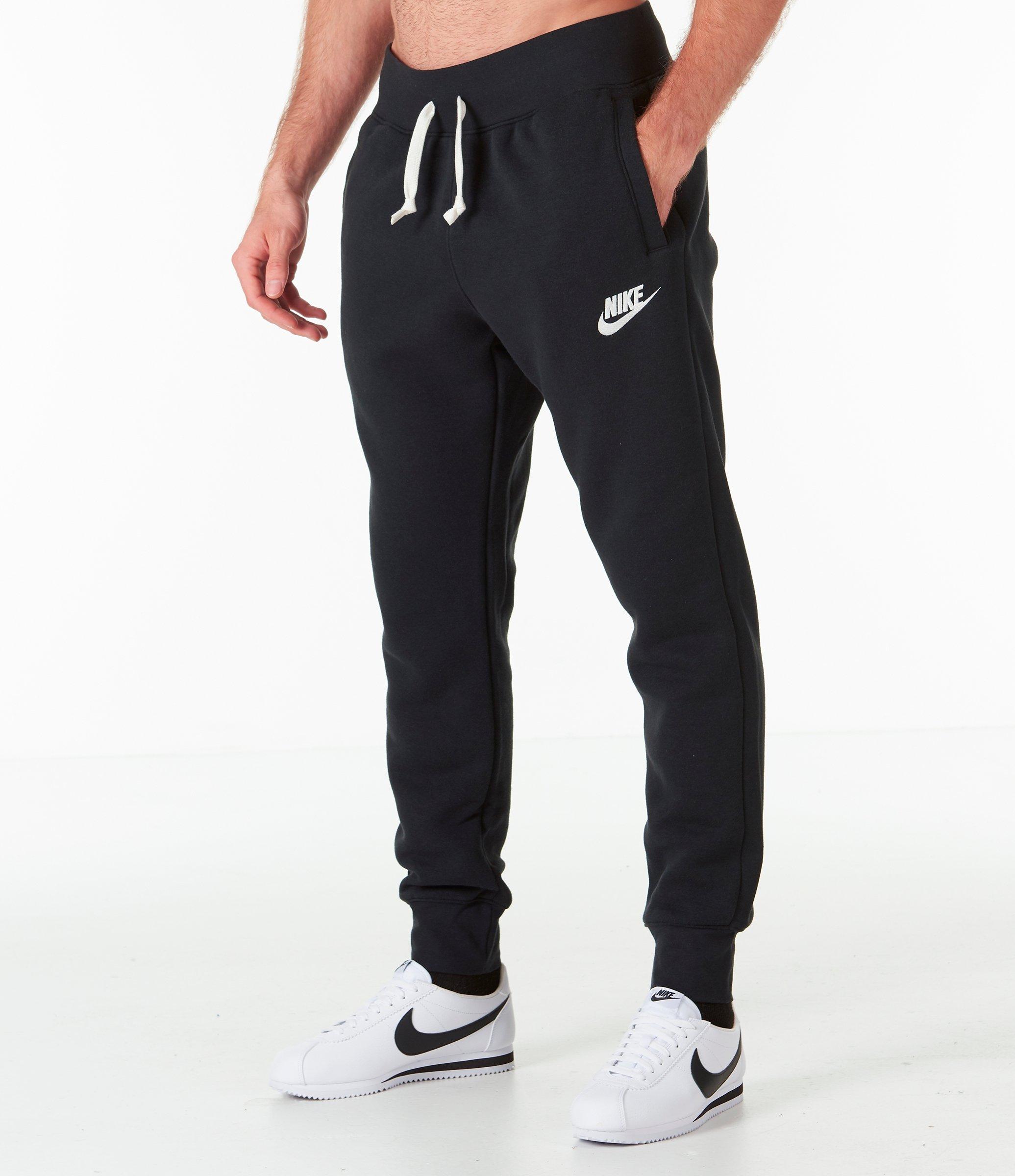 nike club cuffed joggers