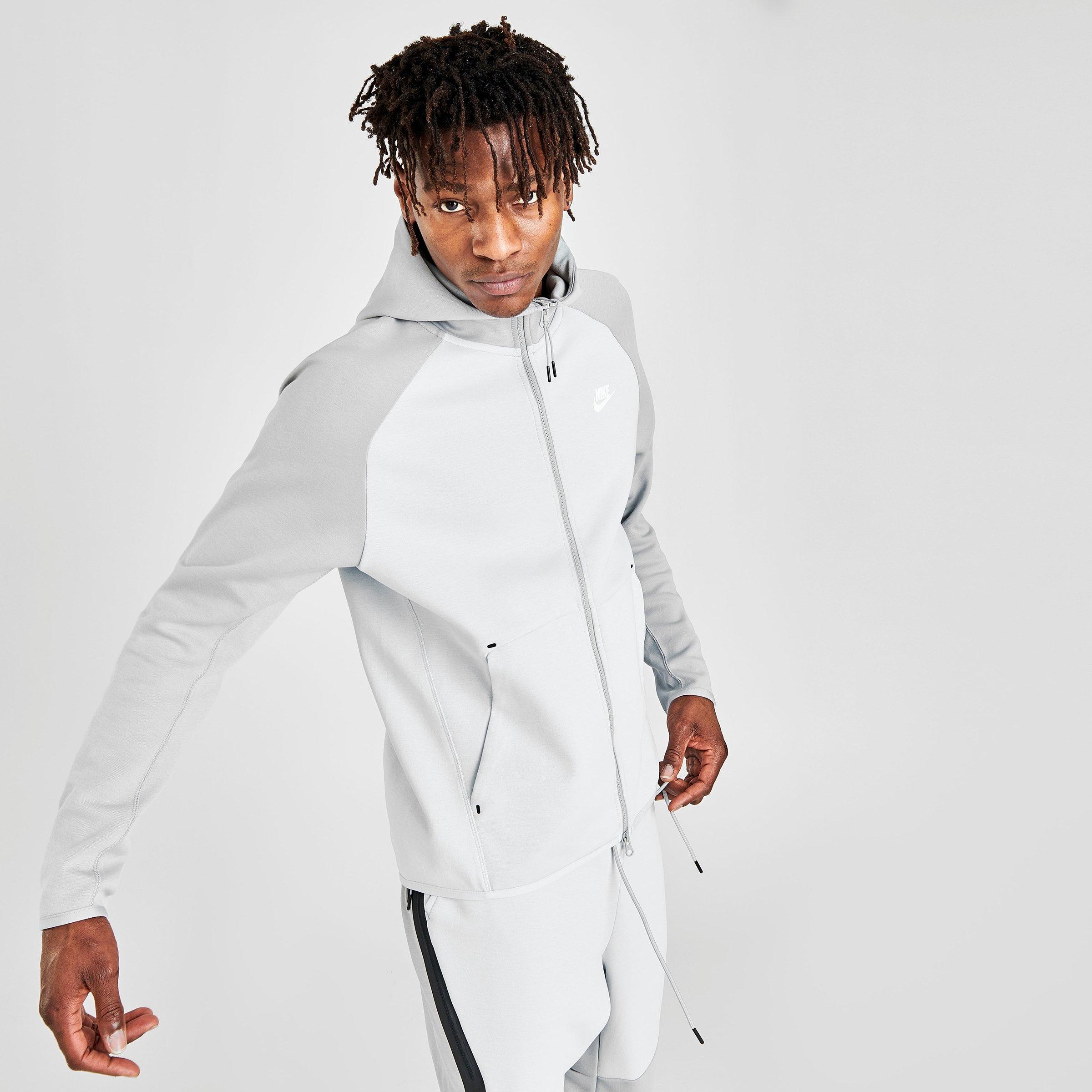 nike sportswear fleece tech