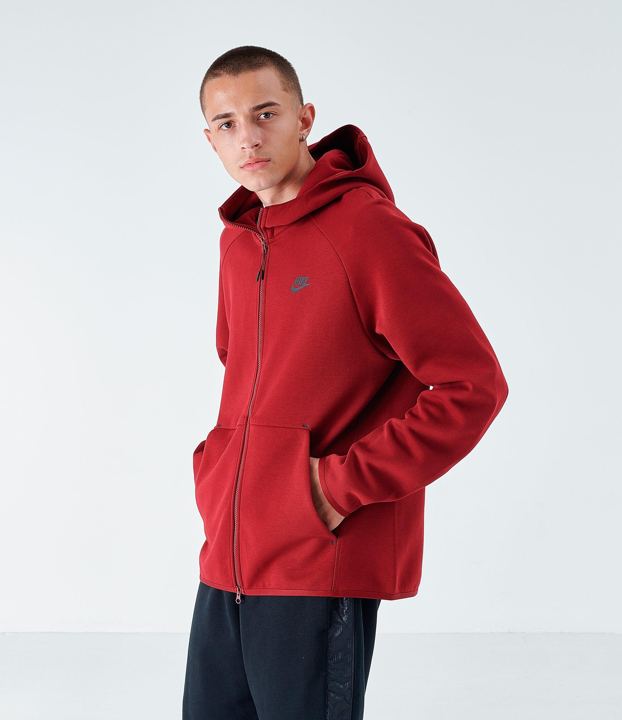 nike sportswear tech fleece red