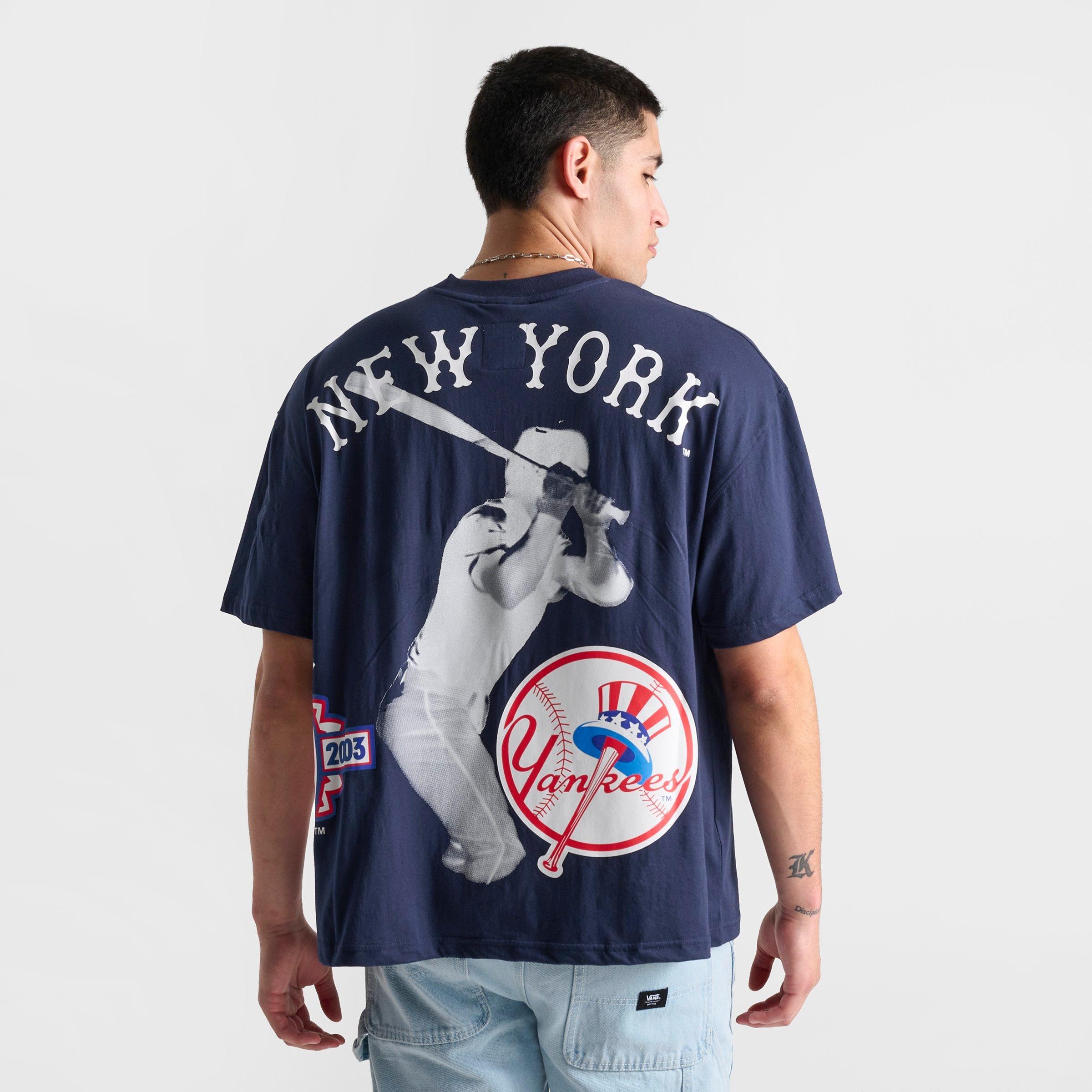 Men's Mitchell & Ness New York Yankees MLB Logo Blast Graphic T-Shirt