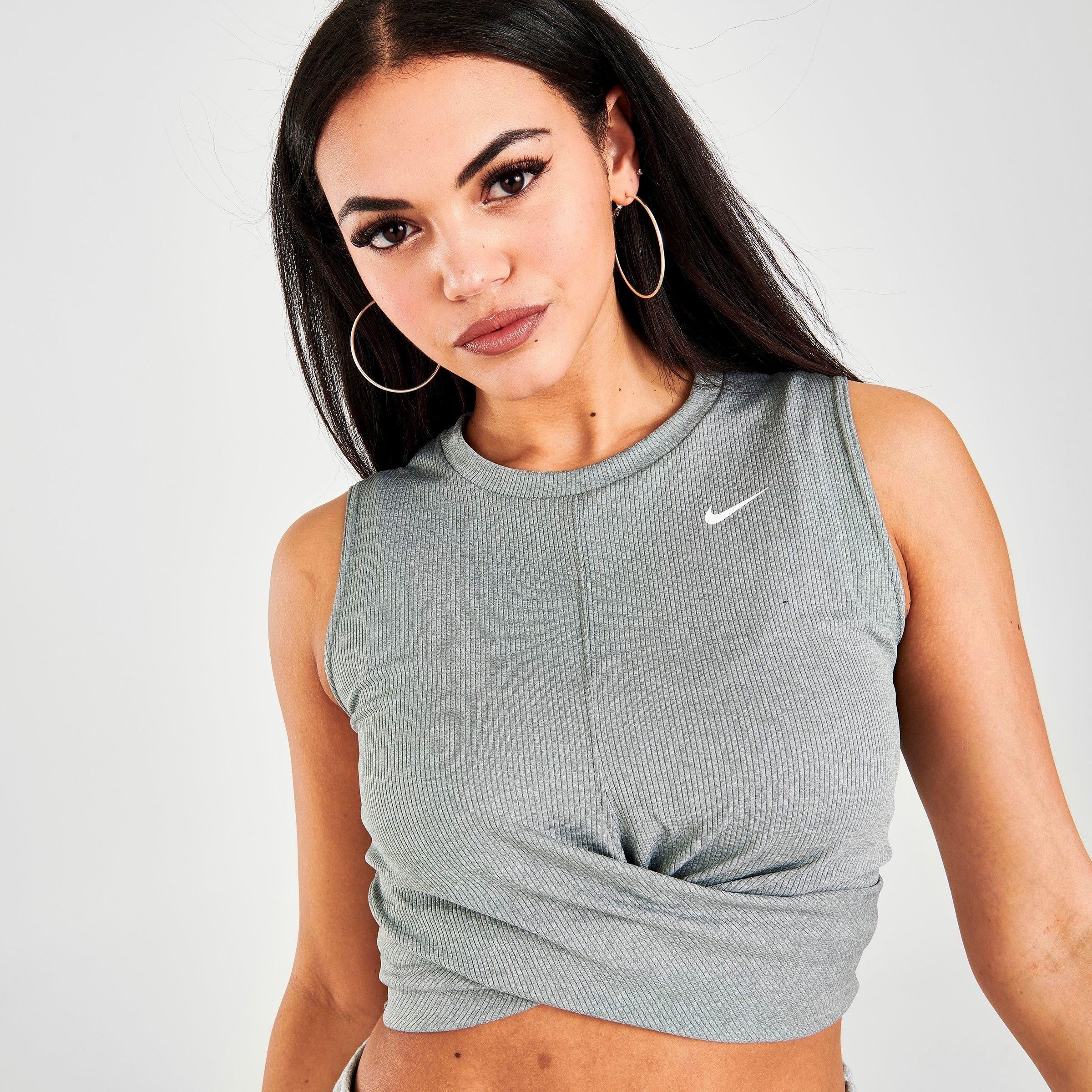 Nike crop shop twist tank