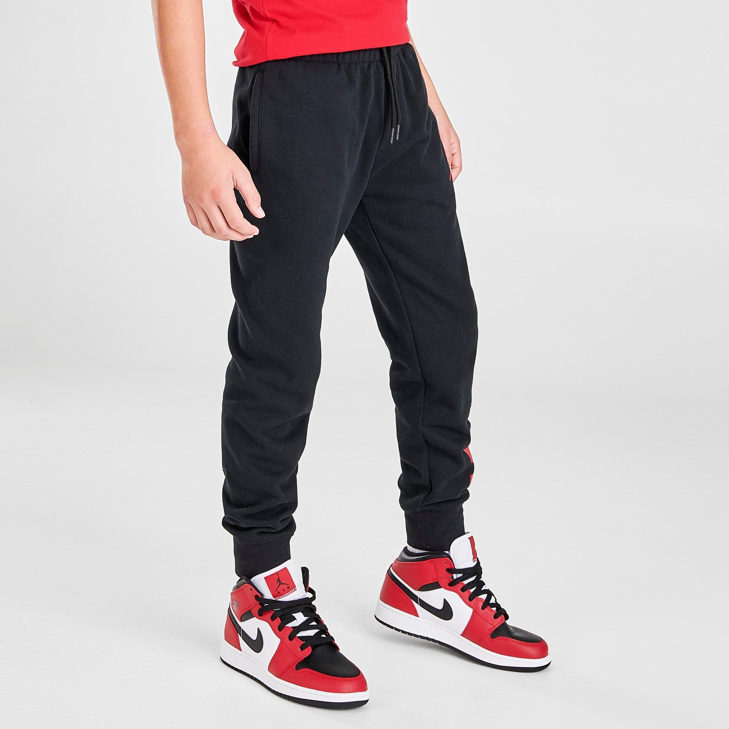 jogger pants with jordan shoes