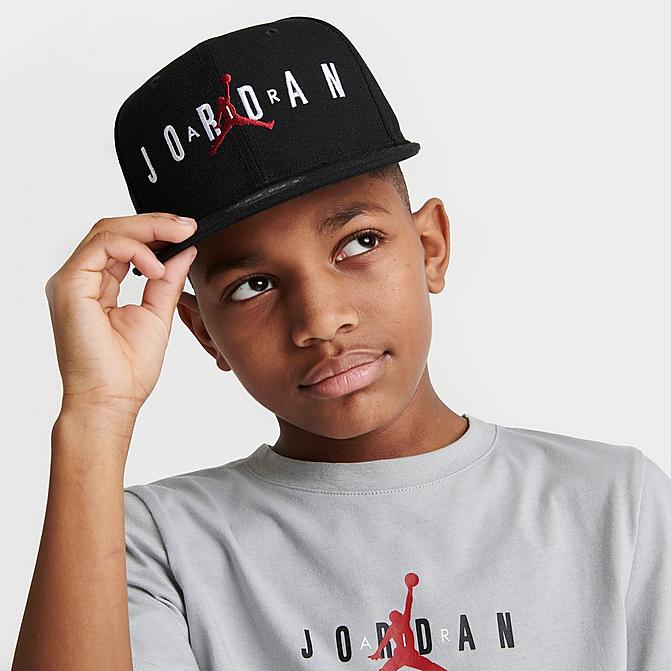 Right view of Kids' Jordan Jumpman Snapback Hat in Black/Gym Red/White Click to zoom