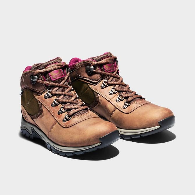 boots width d