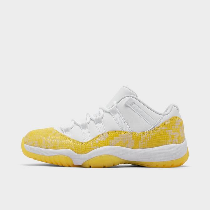 Women's air jordan retro 11 low basketball on sale shoes