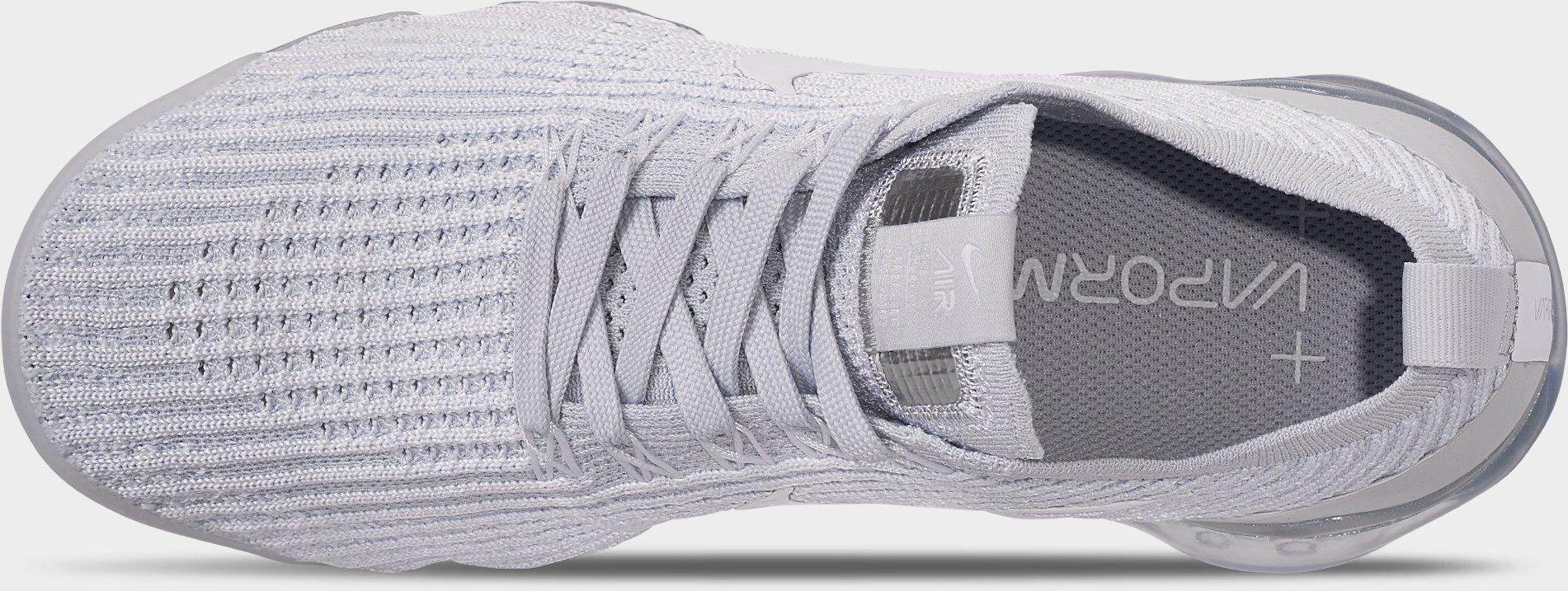 nike flyknit shoes womens