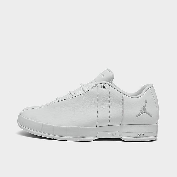 Right view of Men's Air Jordan Team Elite 2 Low Basketball Shoes in White/Pure Platinum/White Click to zoom