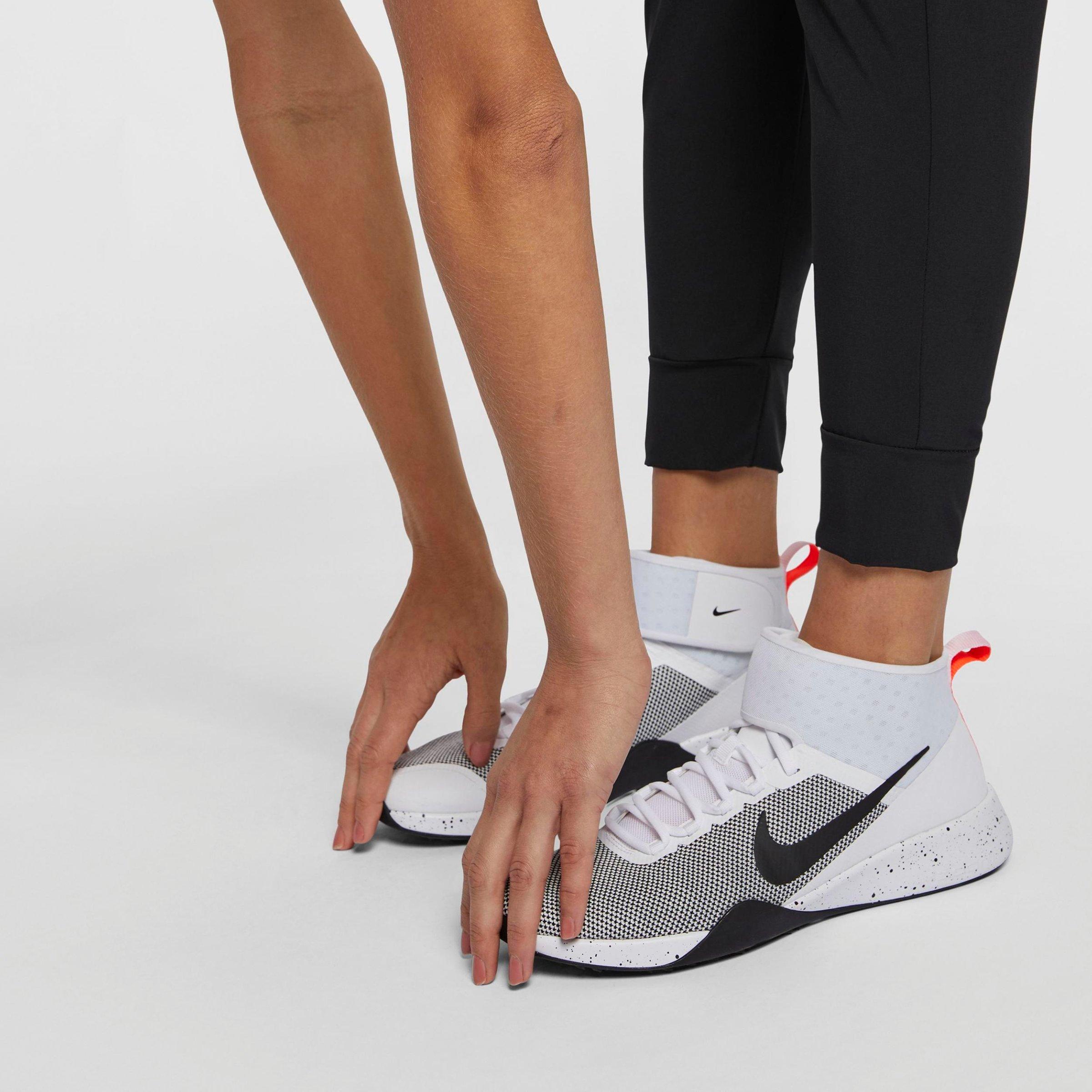 nike bliss victory jogger pants ladies