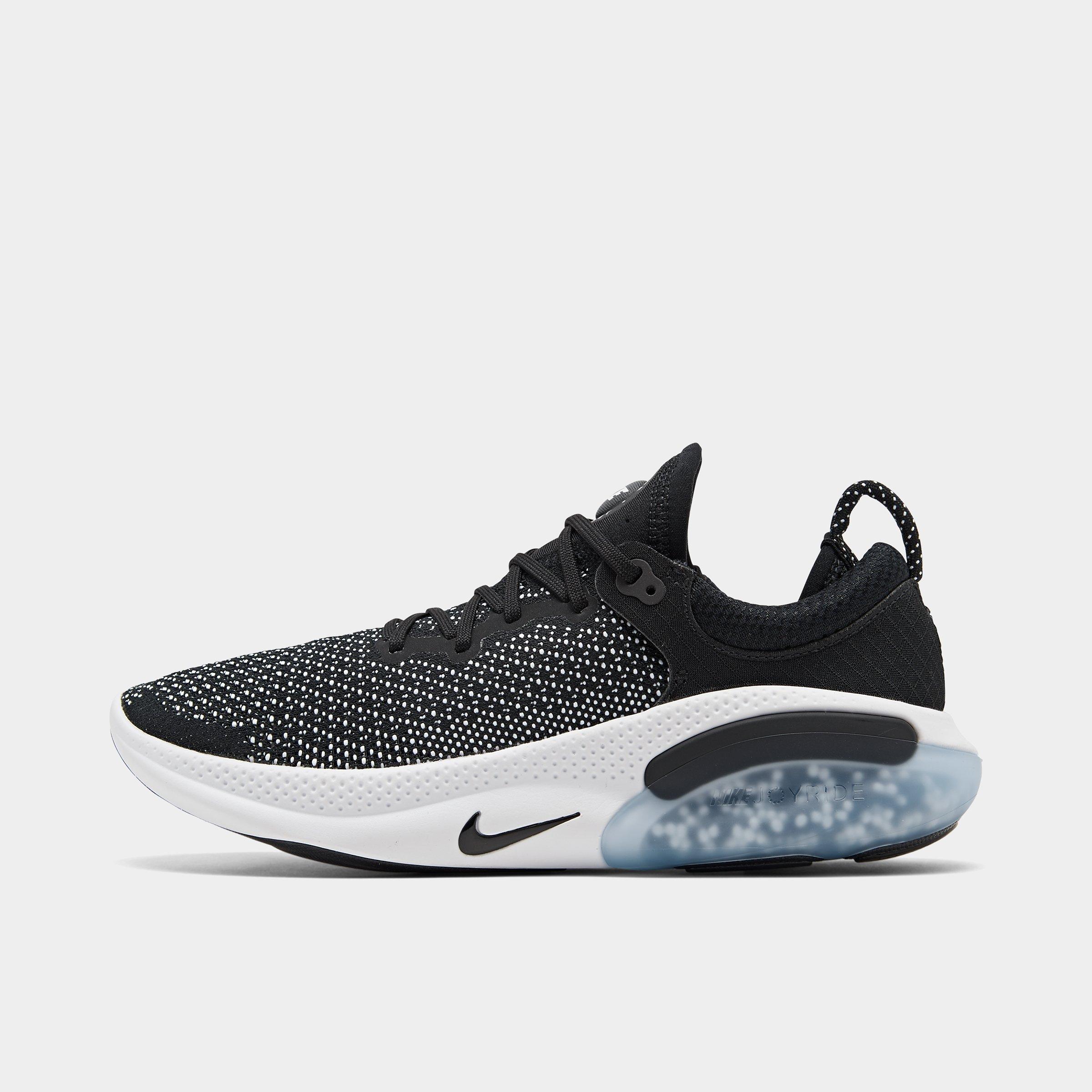 black and white nike running shoes