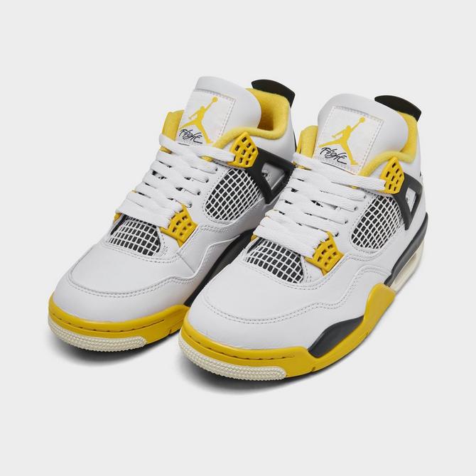 Women s Air Jordan Retro 4 Basketball Shoes Finish Line