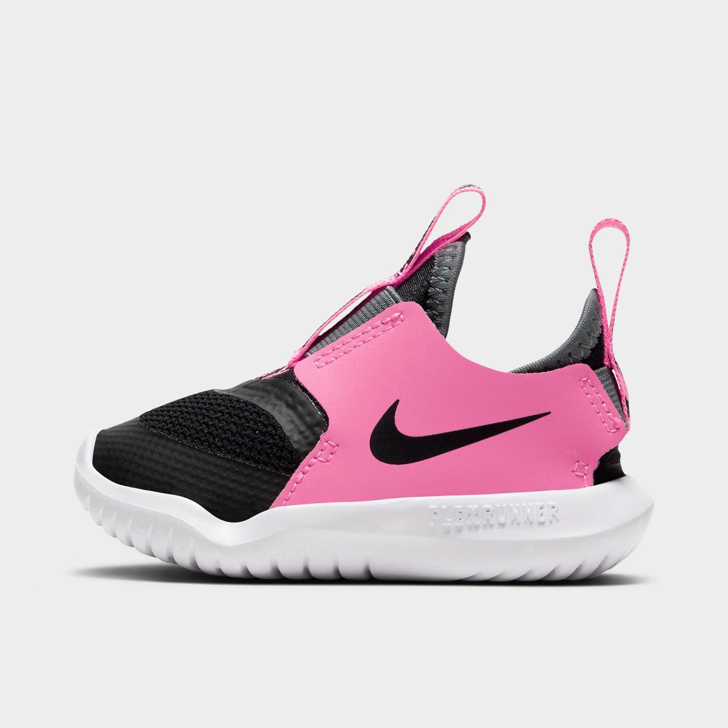 girls pink nike shoes