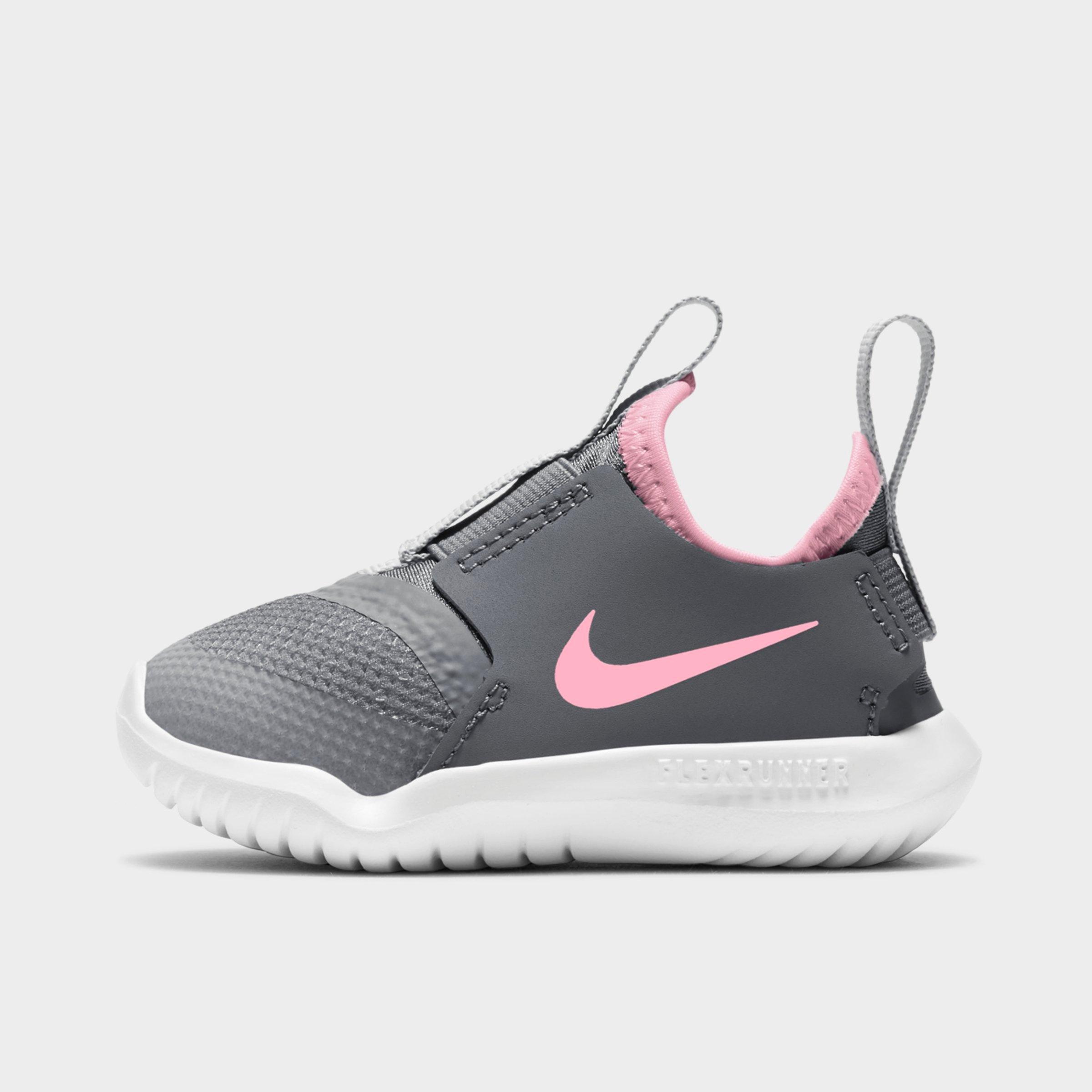 nike girls flex runner