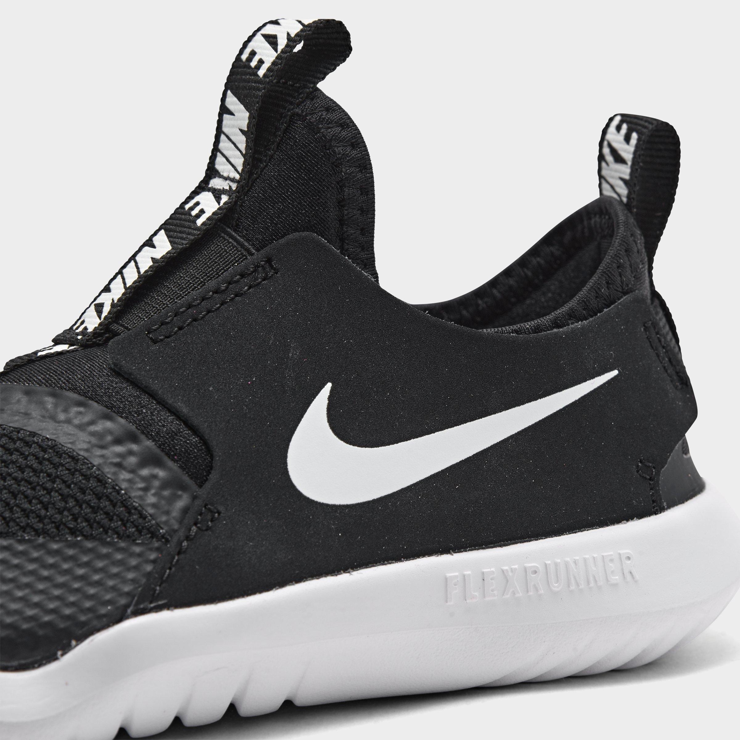 toddler nike running shoes