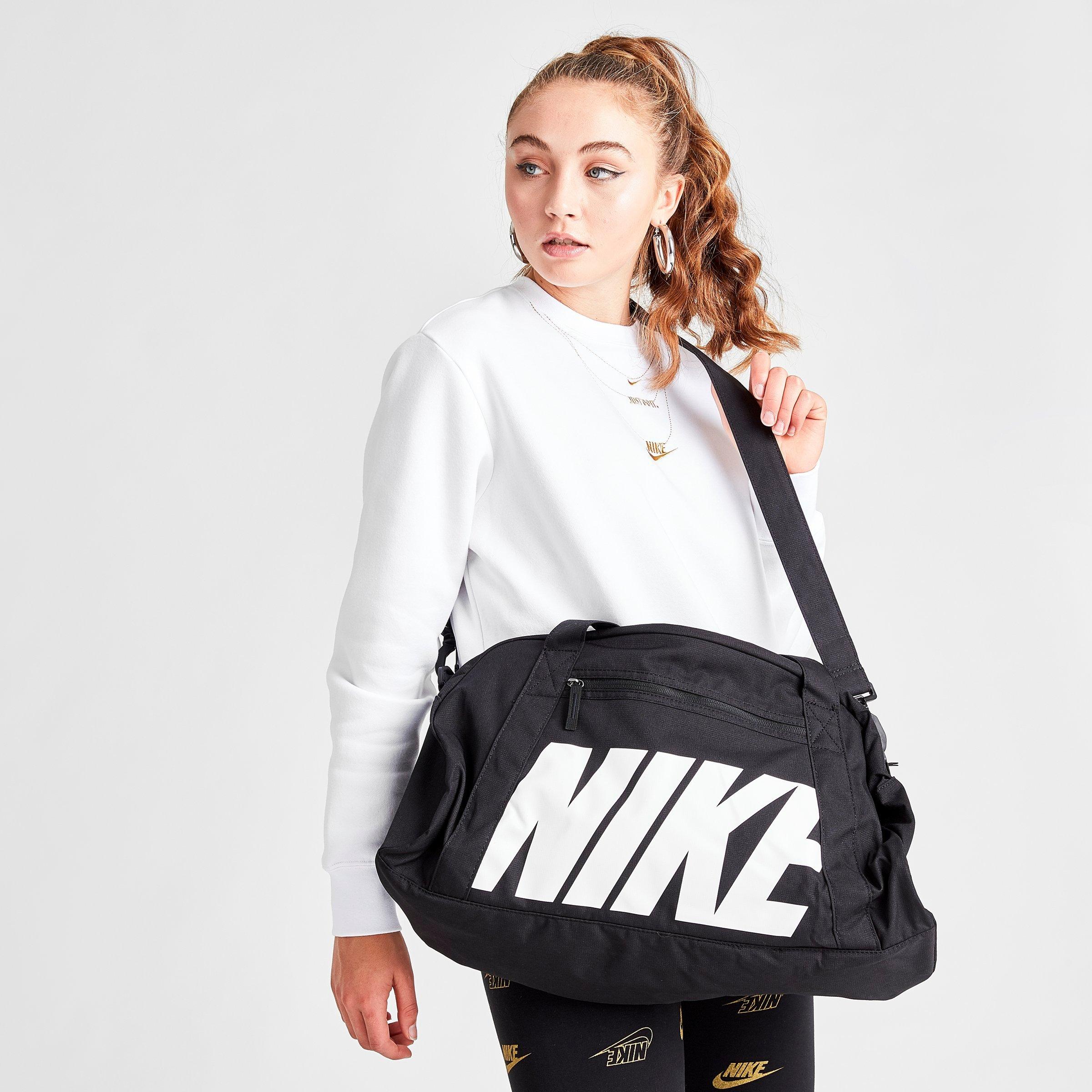 gym club duffel bag nike