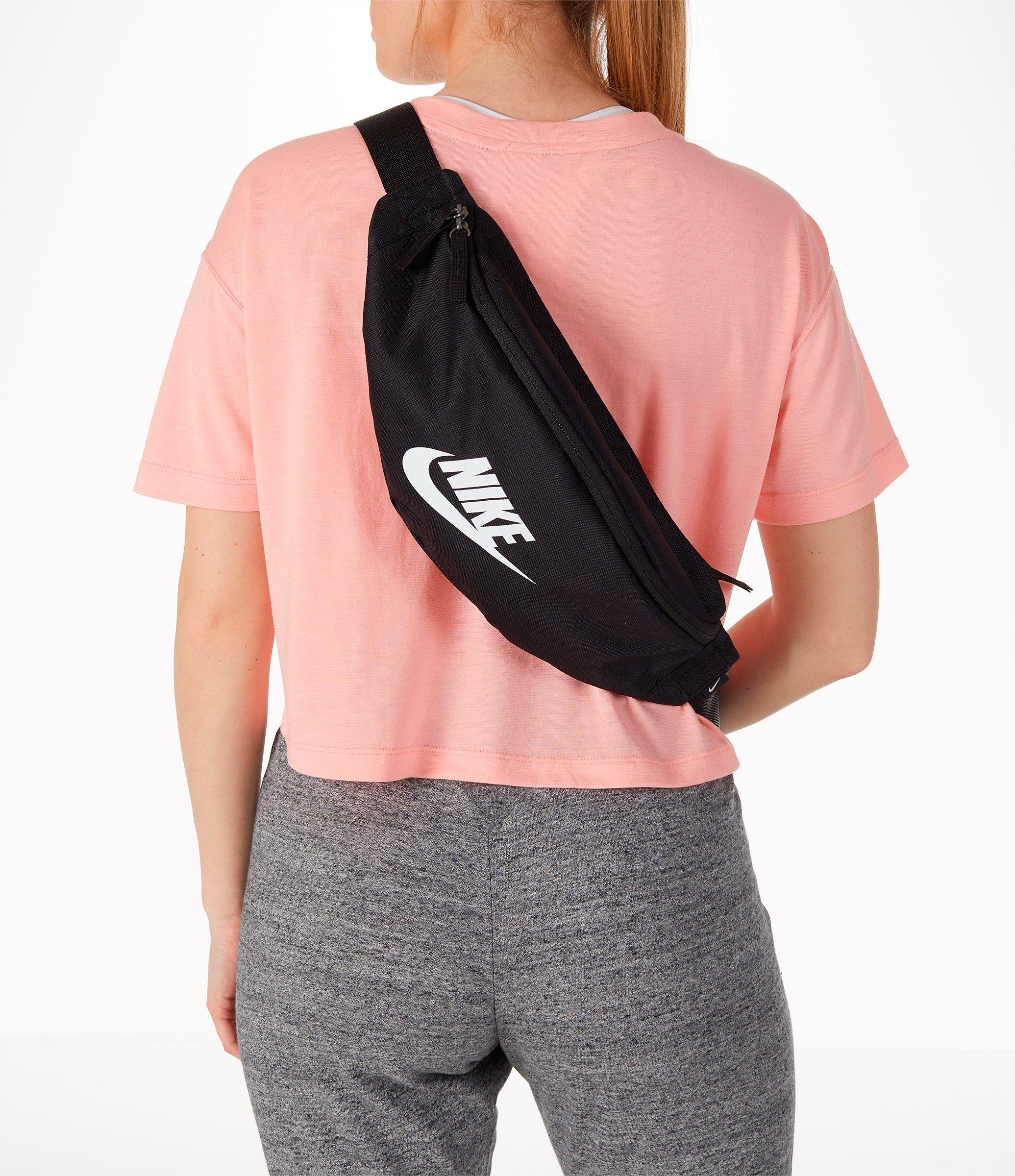 nike hip pack heritage