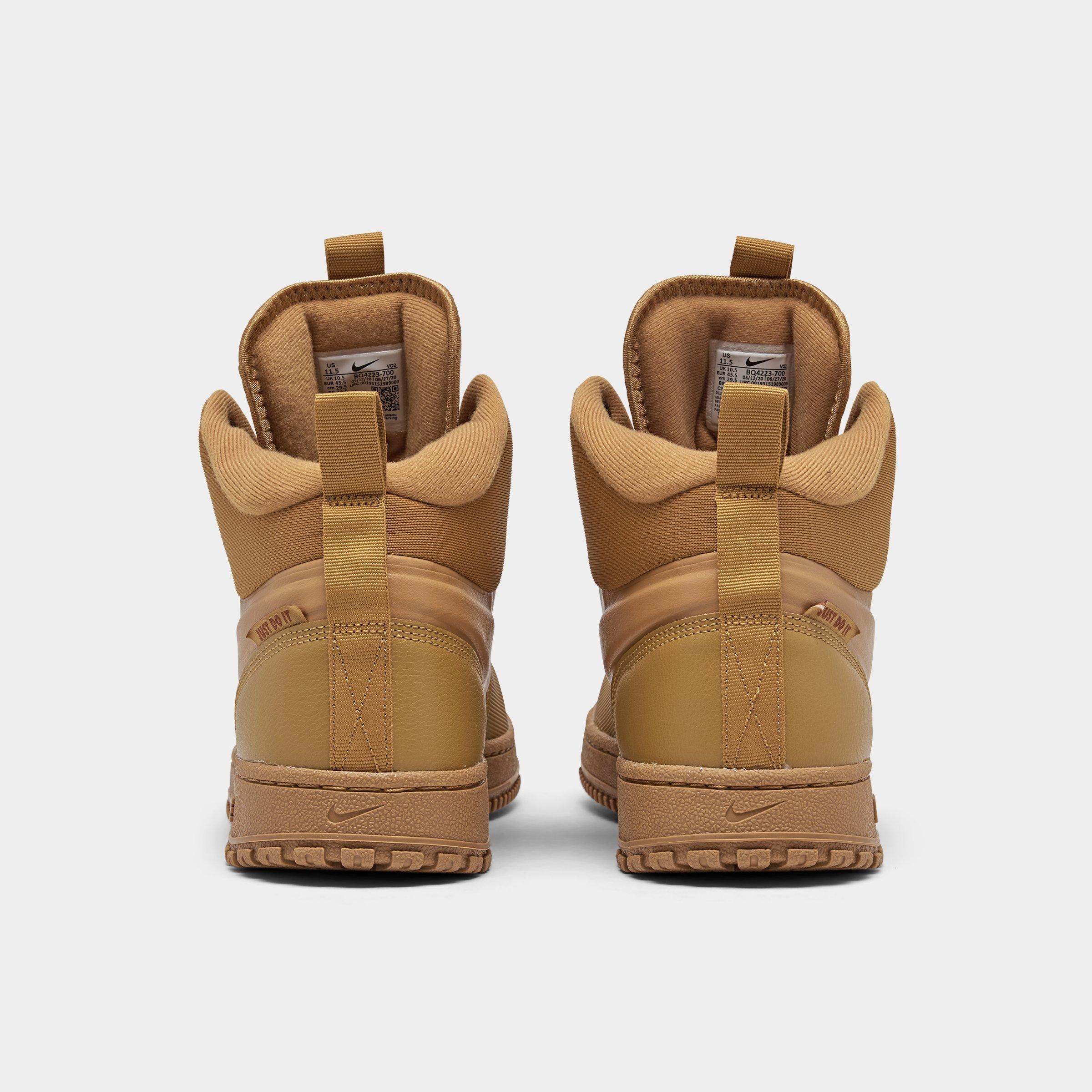 nike path sneaker boots