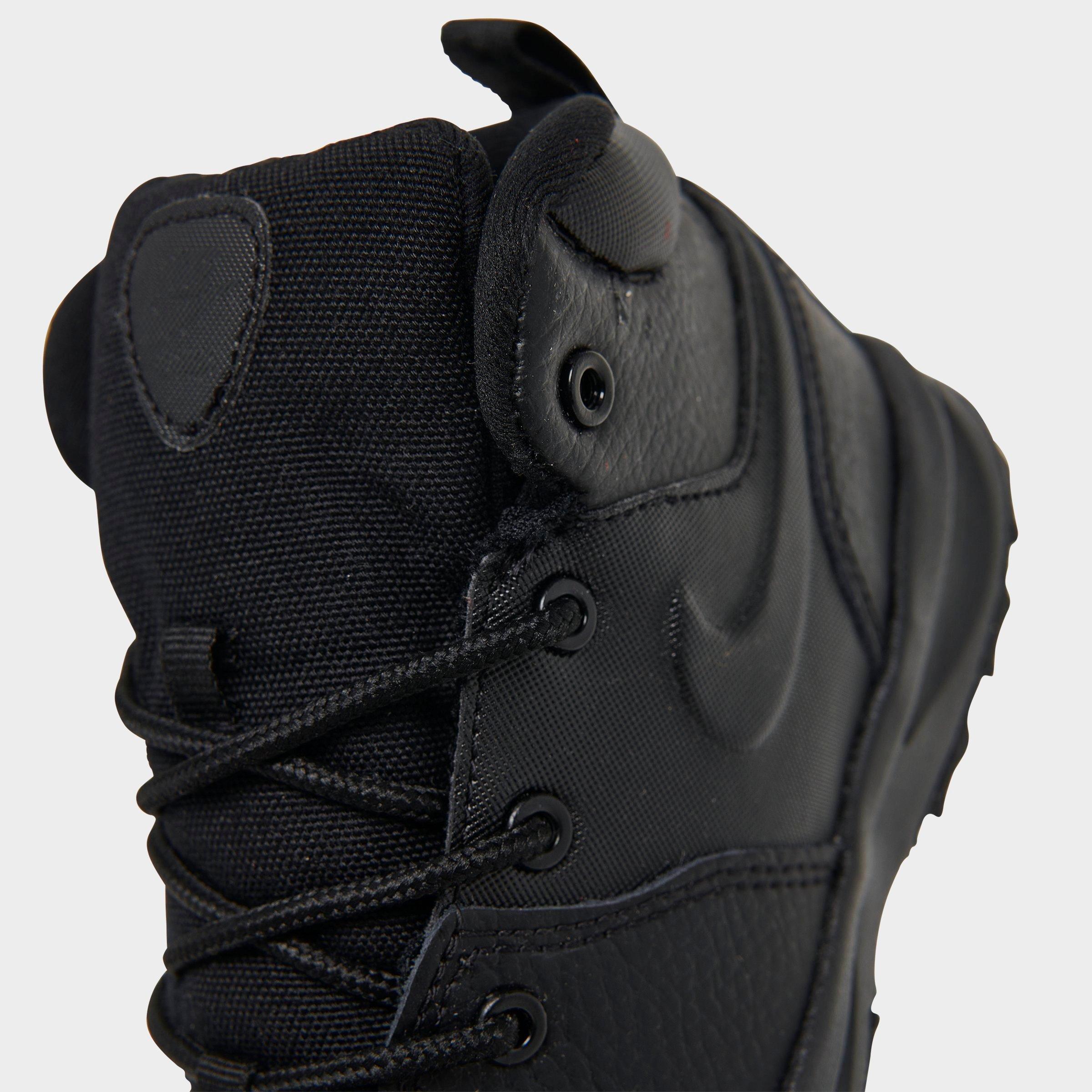 toddler black nike boots