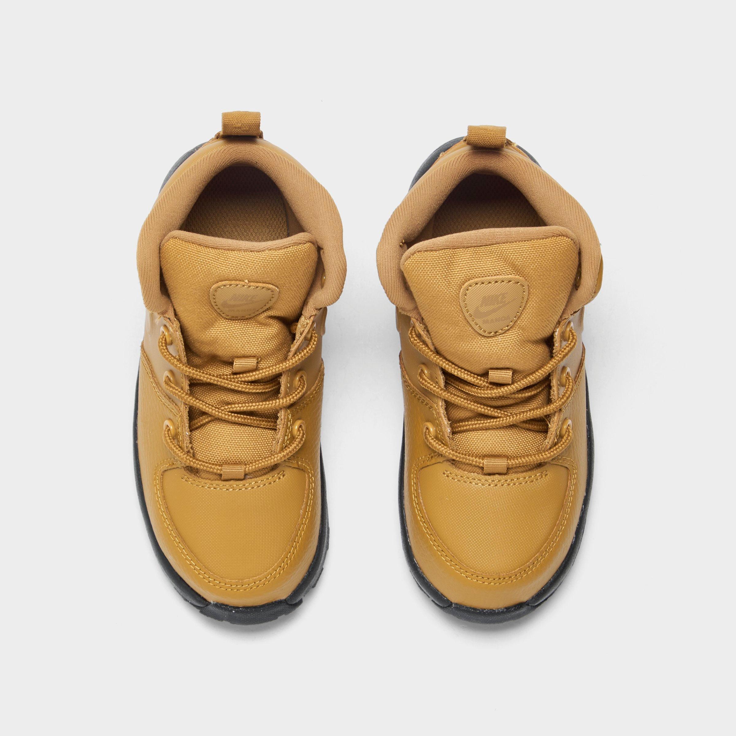 nike manoa wheat