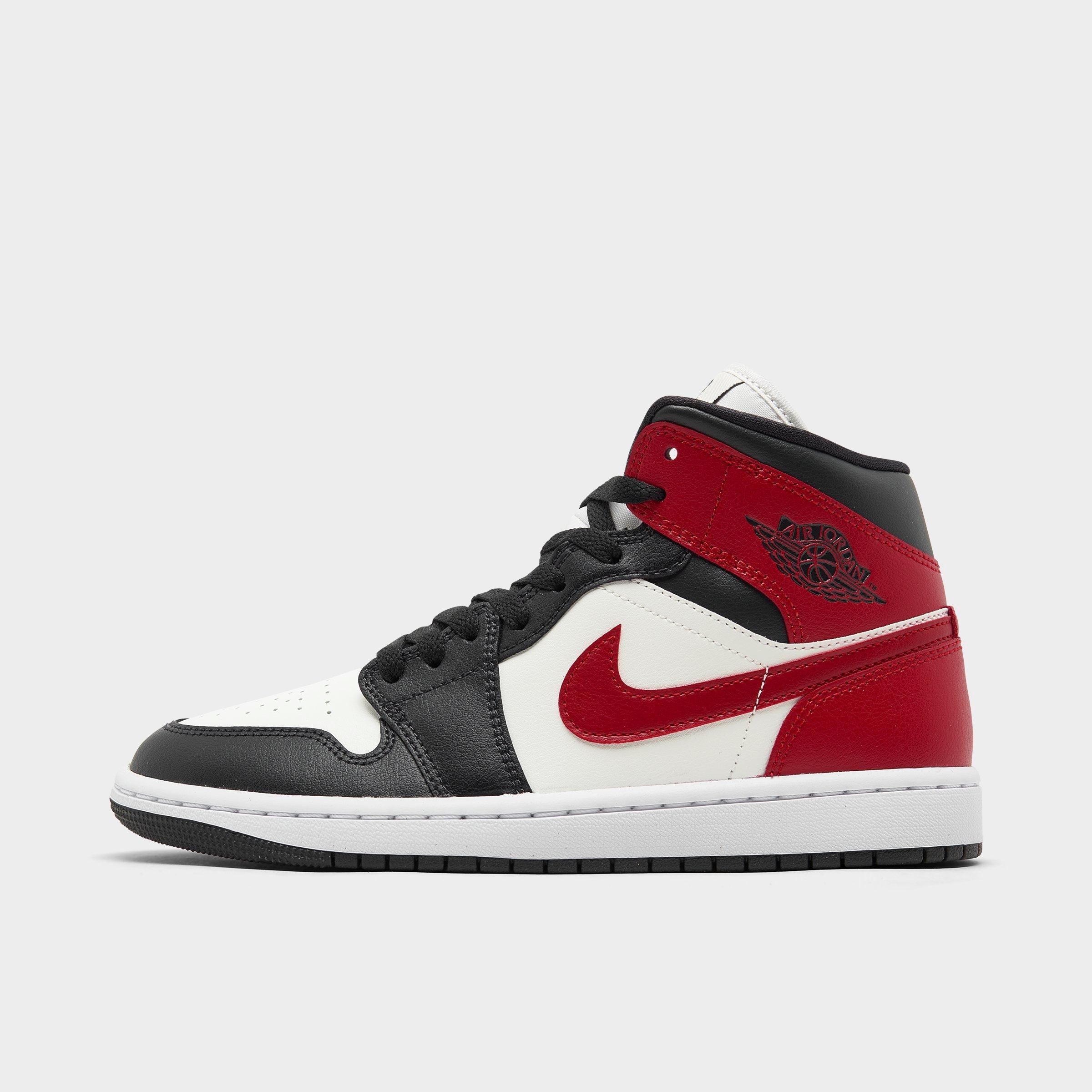 スニーカー Air Jordan 1 Mid Shoes Amazon.com | NIKE Men's Air Jordan 1 Mid Shoes, Black White