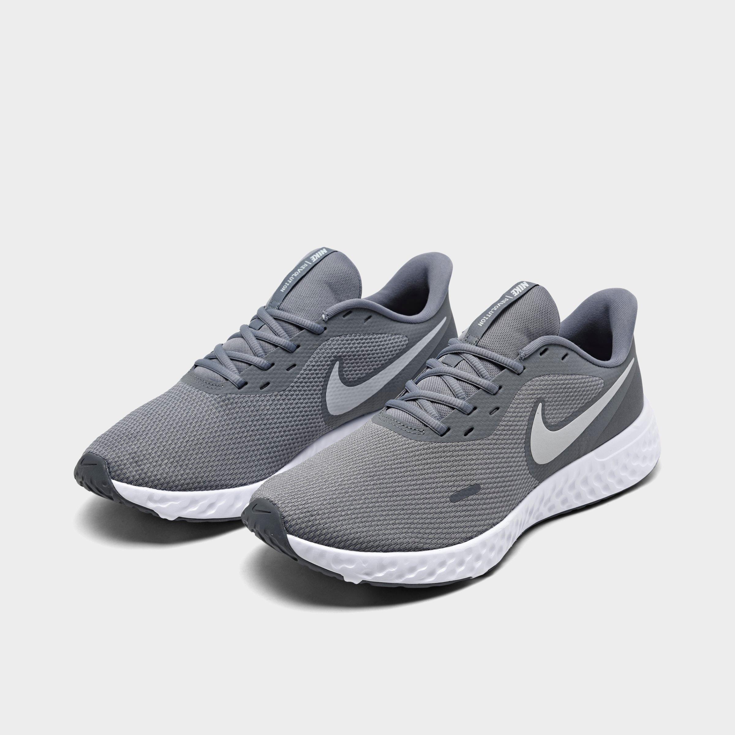 nike wide width running shoes