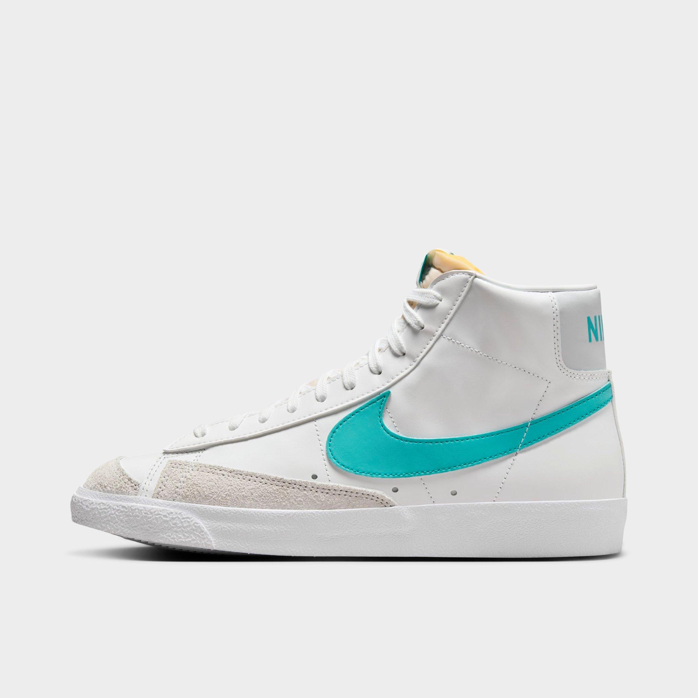 【NIKE】BLAZER MID 77 OLDER SHOE Amazon.com | NIKE Unisex Blazer Mid '77 Shoes, White Dark