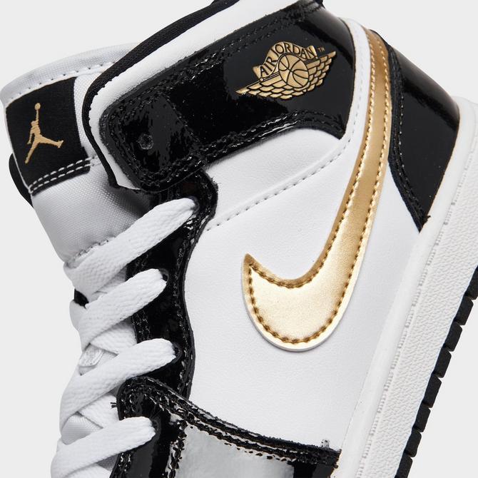 Air jordan shoes on sale black and gold