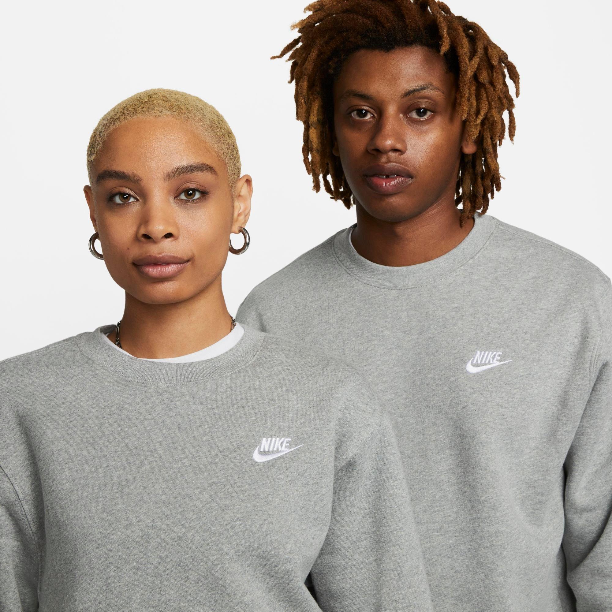 nike club fleece crewneck sweatshirt