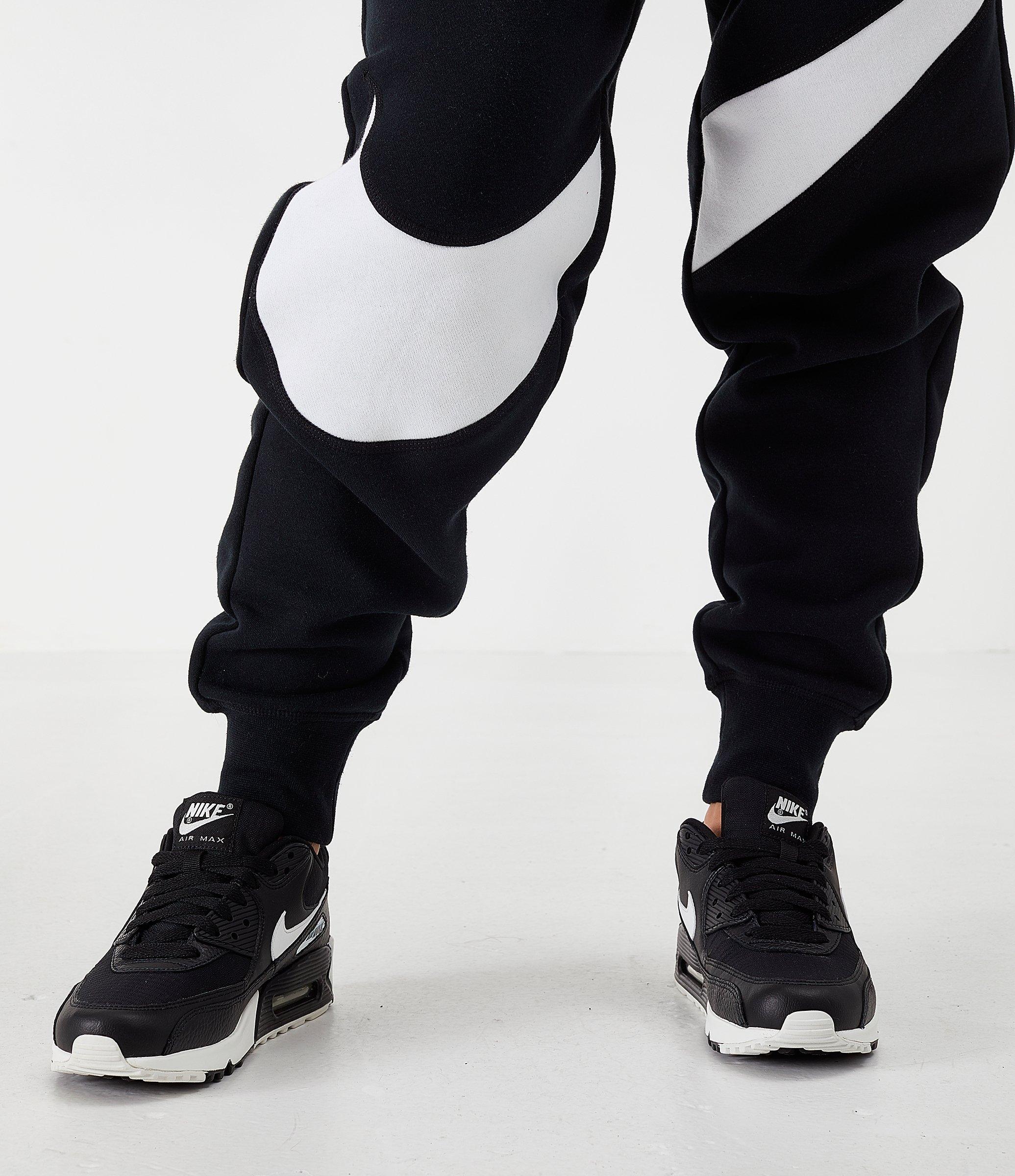 nike swoosh fleece sweatpants