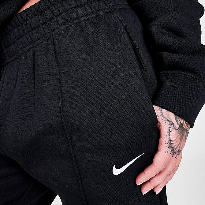 On Model 5 view of Women's Nike Sportswear Essential Fleece Jogger Pants in Black/White Click to zoom