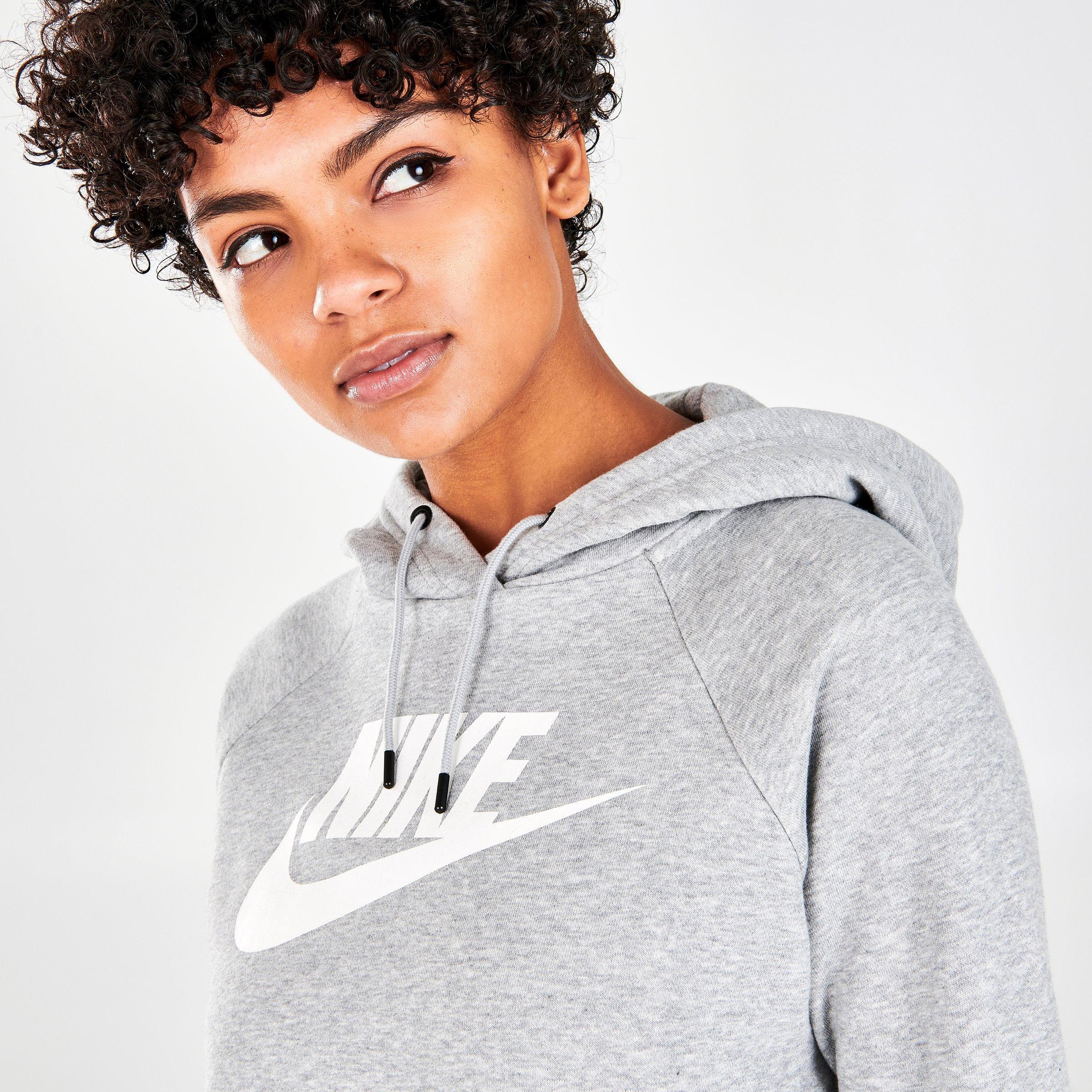 women's nike hoodie and sweatpants