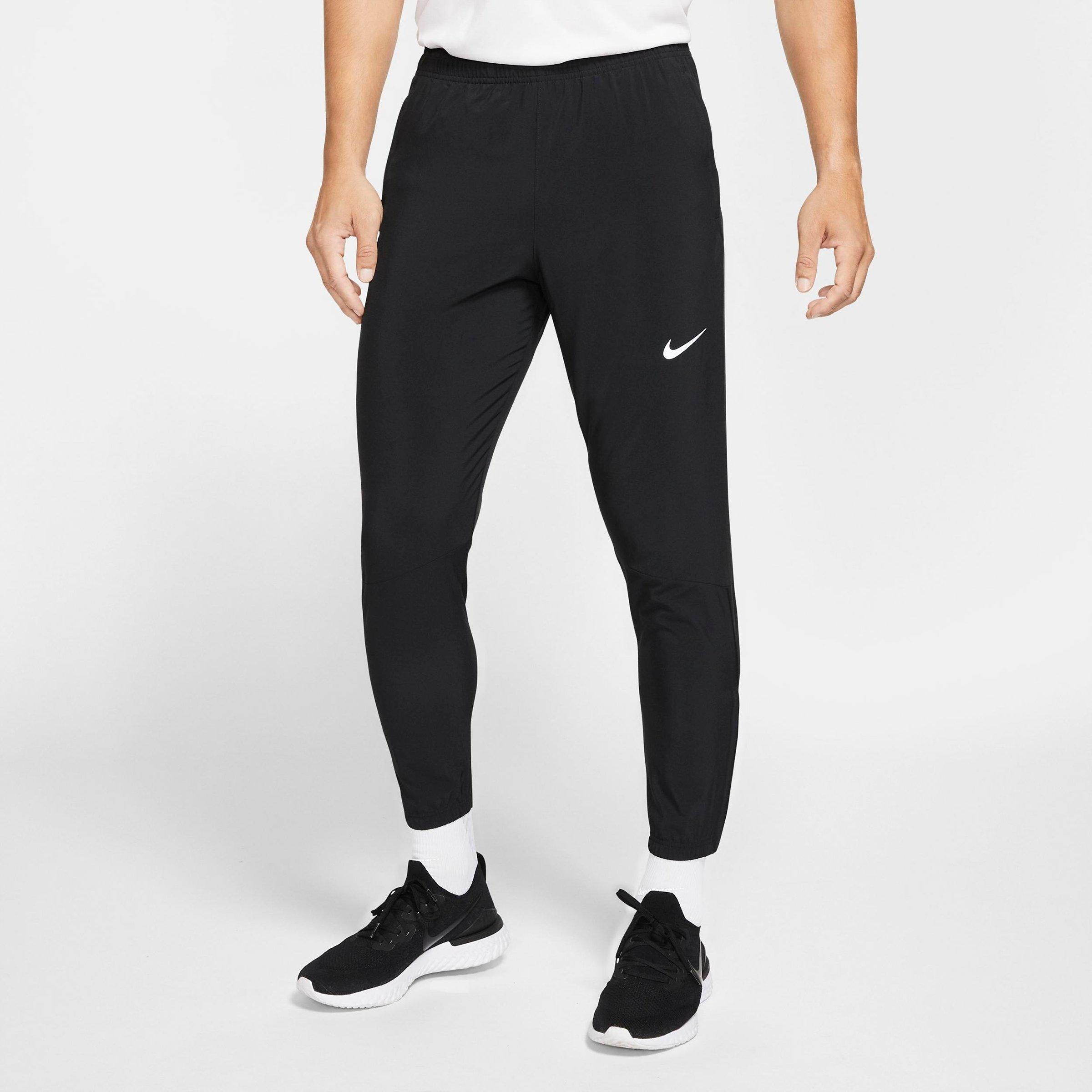 nike therma essential pants