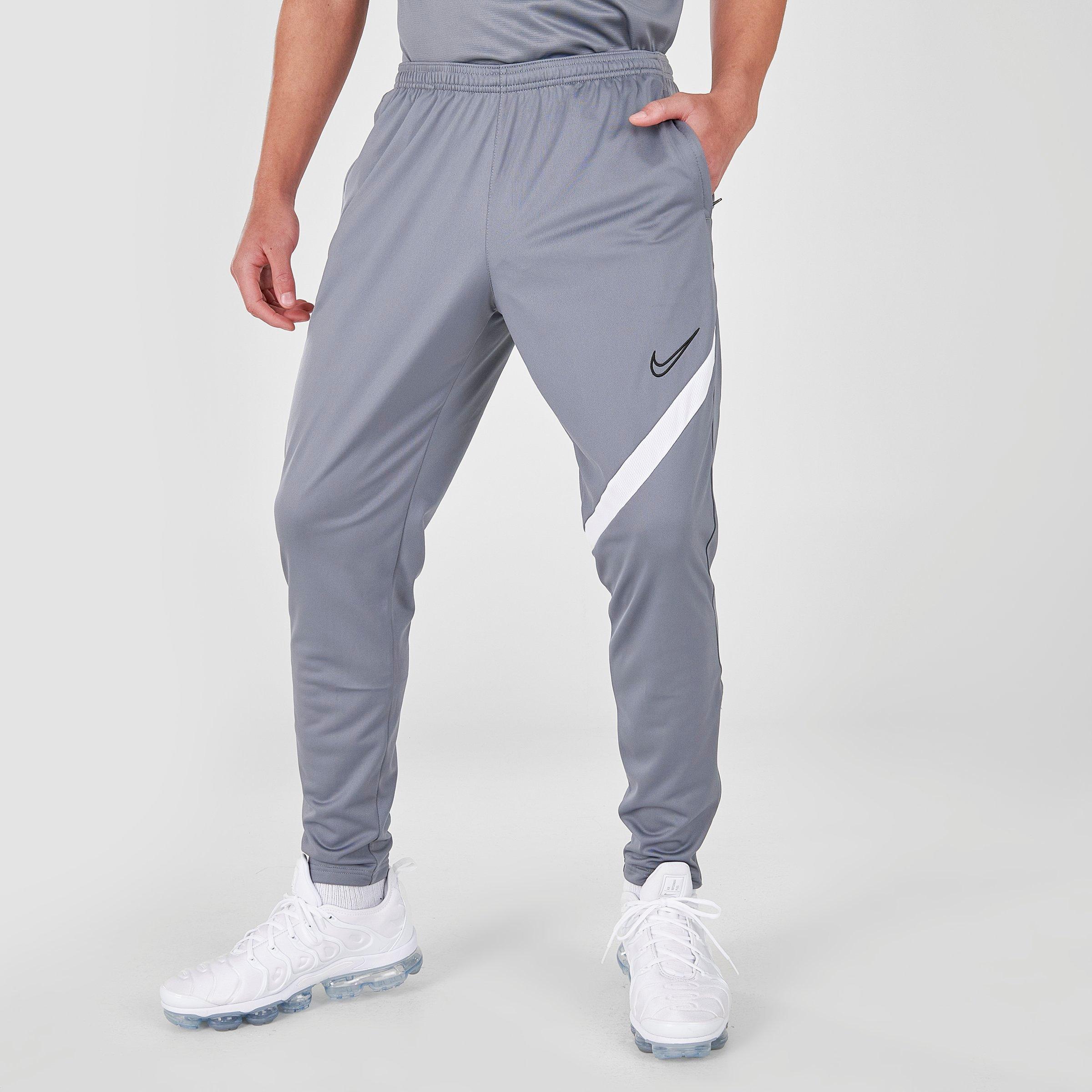 nike three quarter pants