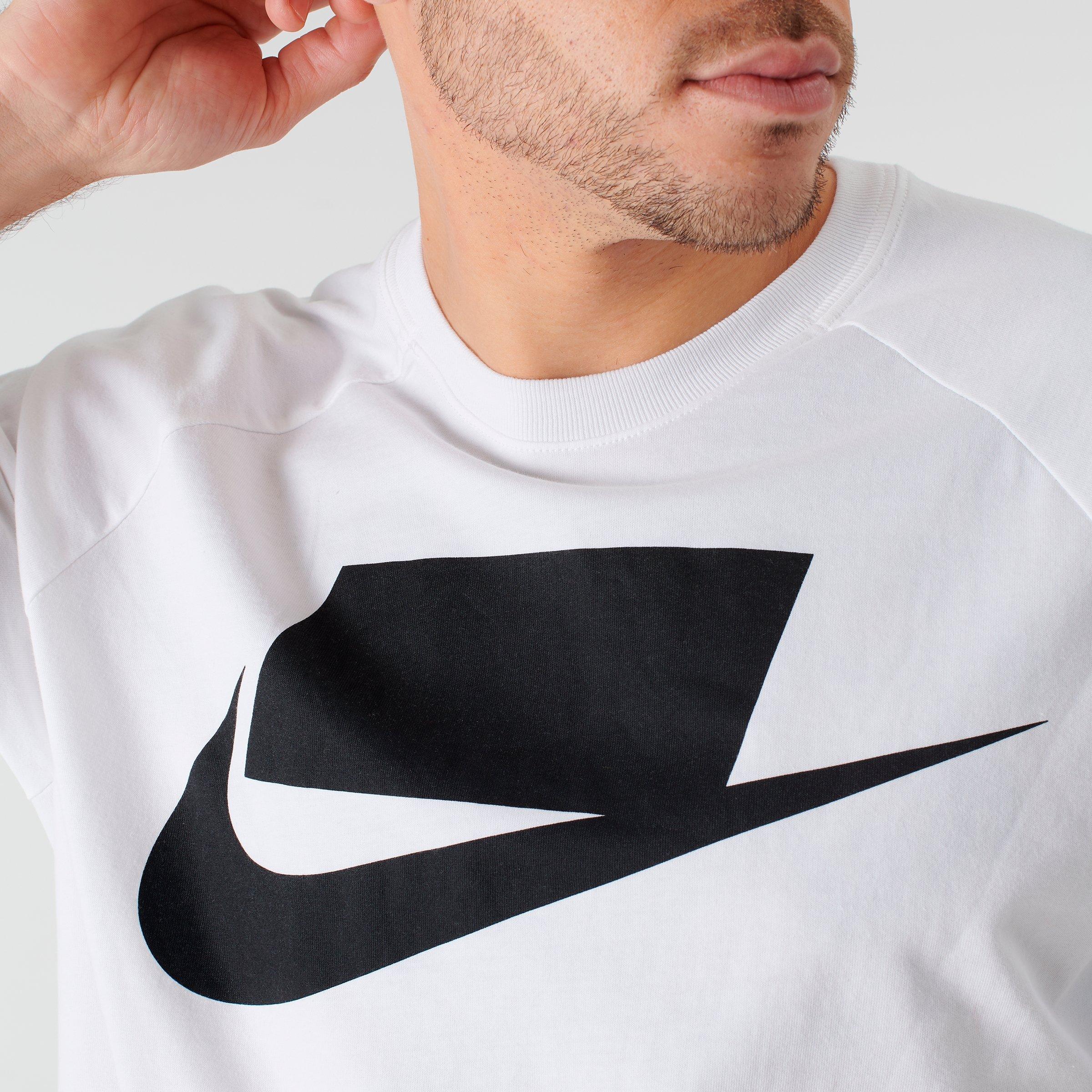 nike tee athletic cut