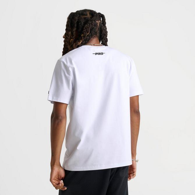 [angle] view of Men's Pro Standard Chicago Bulls NBA Souvenir T-Shirt in White Click to zoom