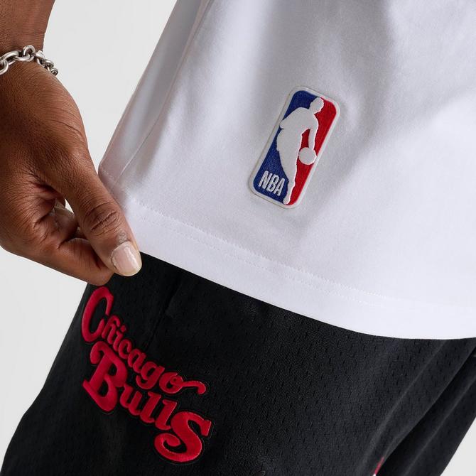 [angle] view of Men's Pro Standard Chicago Bulls NBA Souvenir T-Shirt in White Click to zoom
