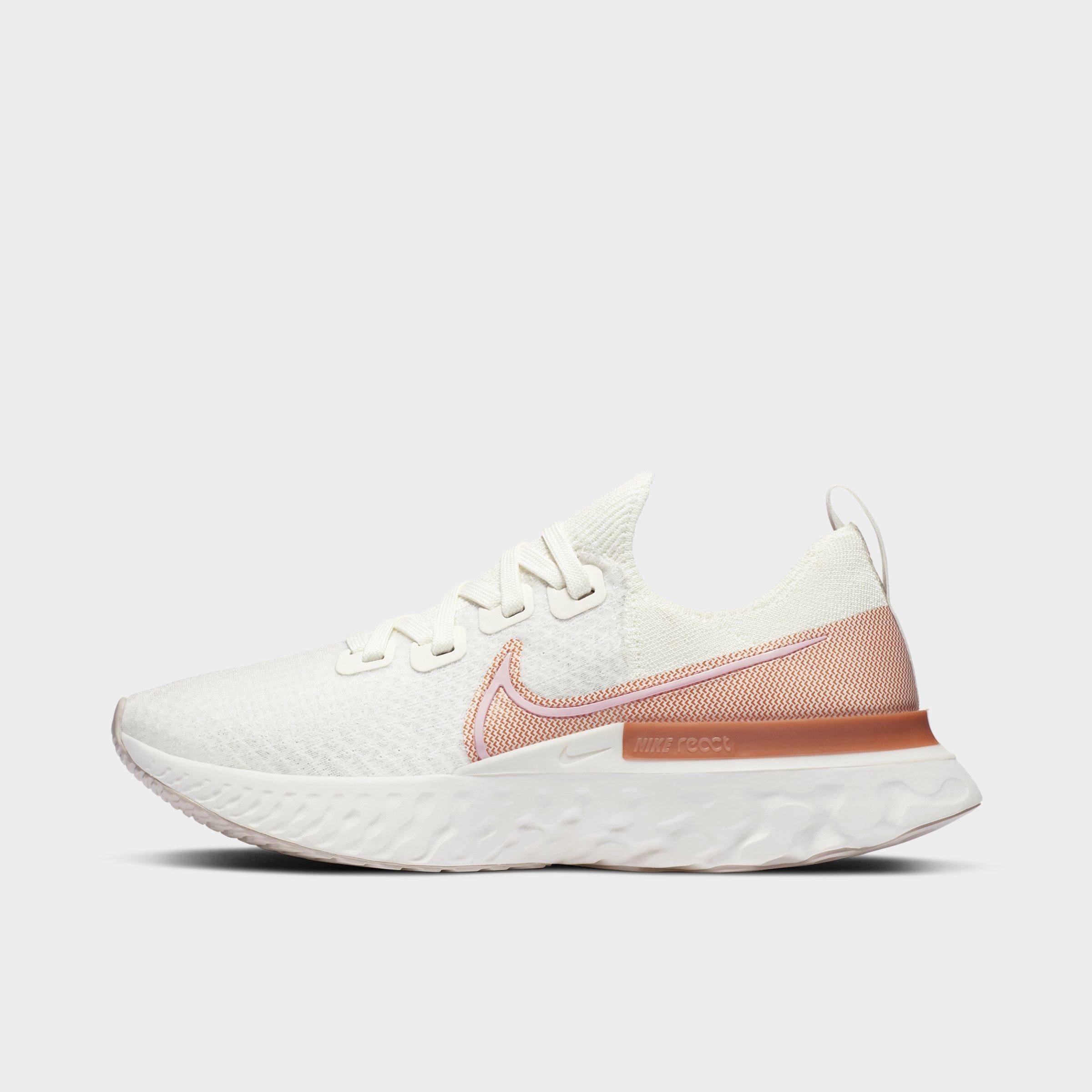 pink flyknit