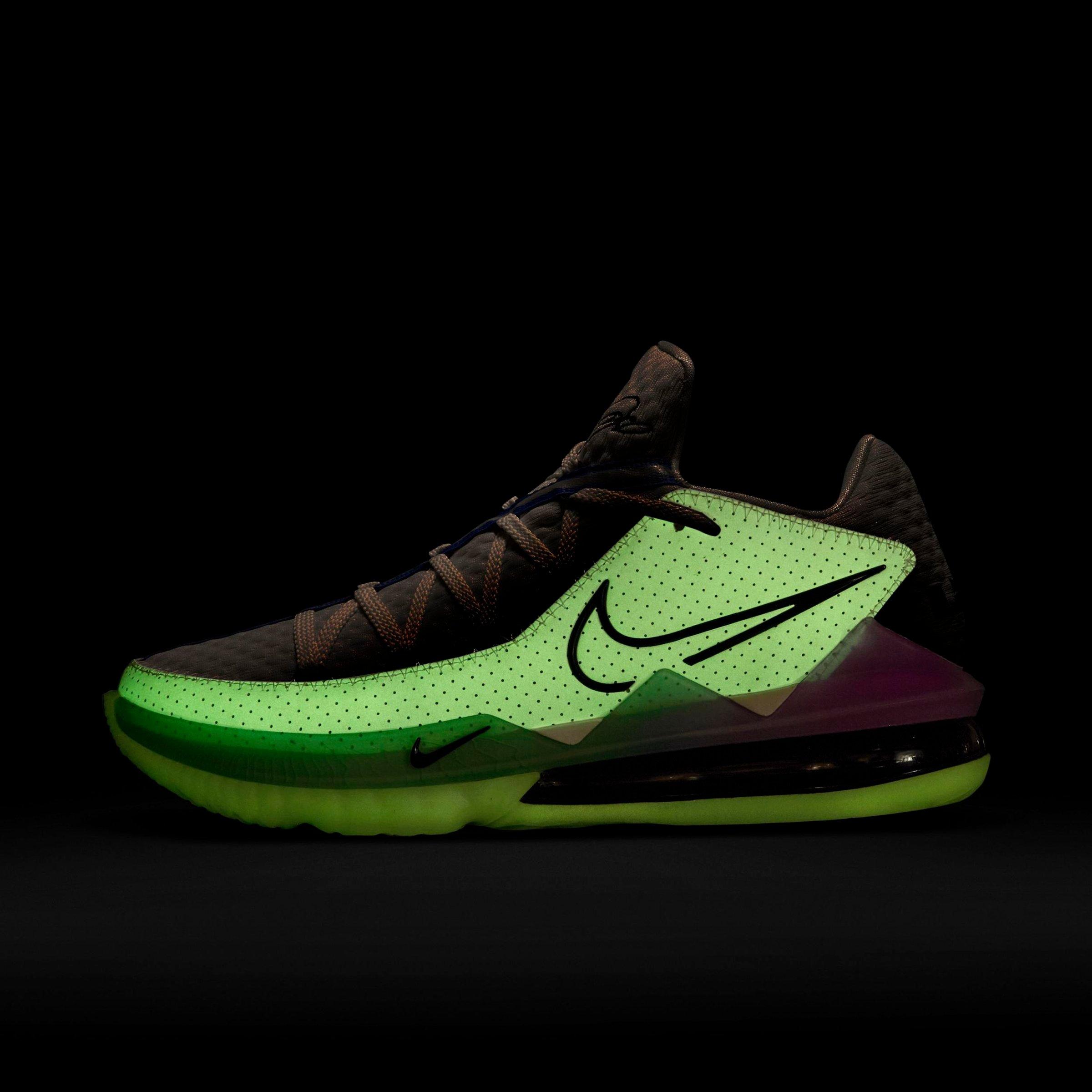 lebron low top basketball shoes