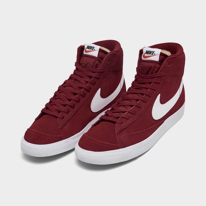 Red suede hot sale nike blazers