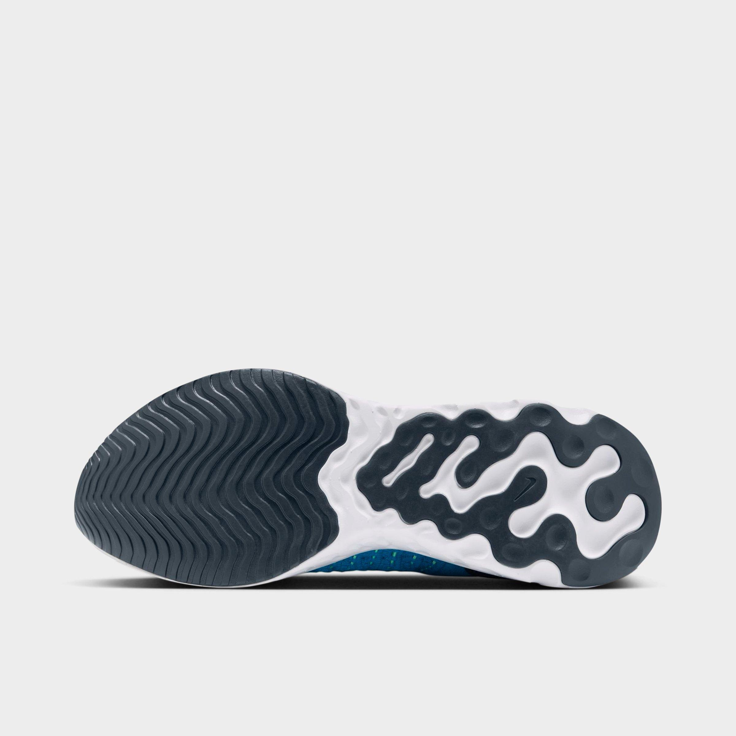 Men's Nike React Phantom Run Flyknit 2 Running Shoes