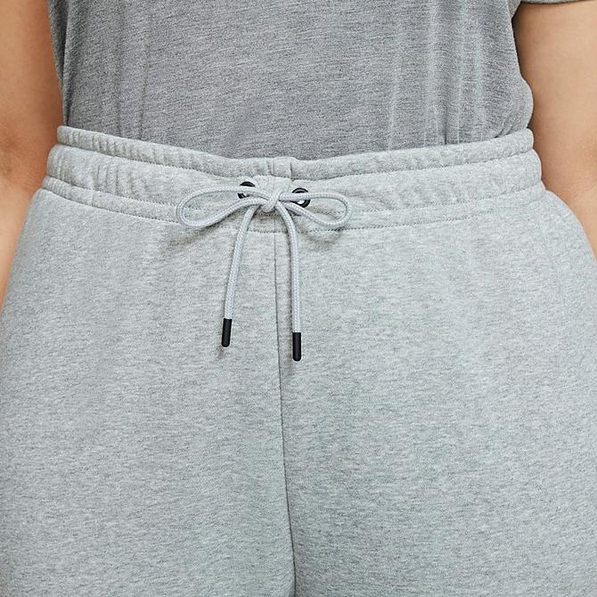 On Model 5 view of Women's Nike Sportswear Essential Jogger Pants (Plus Size) in Grey Heather Click to zoom