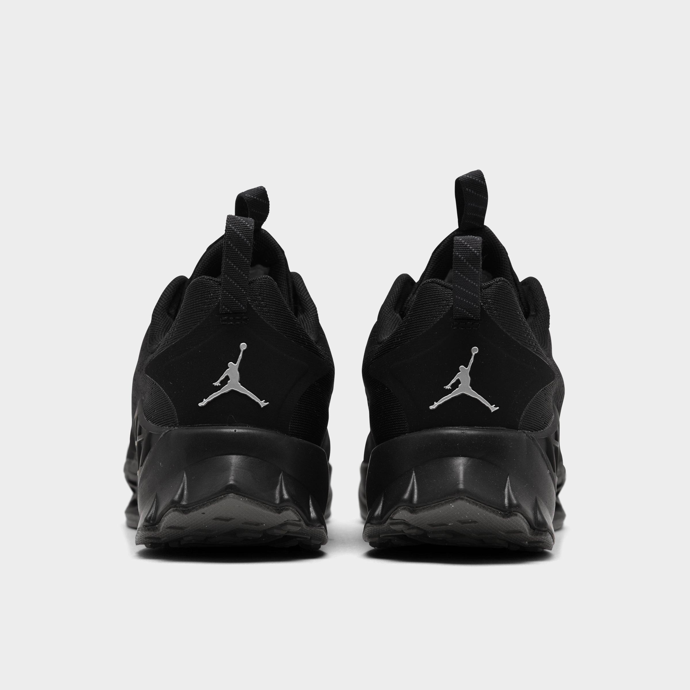 nike jordan zoom trunner advance