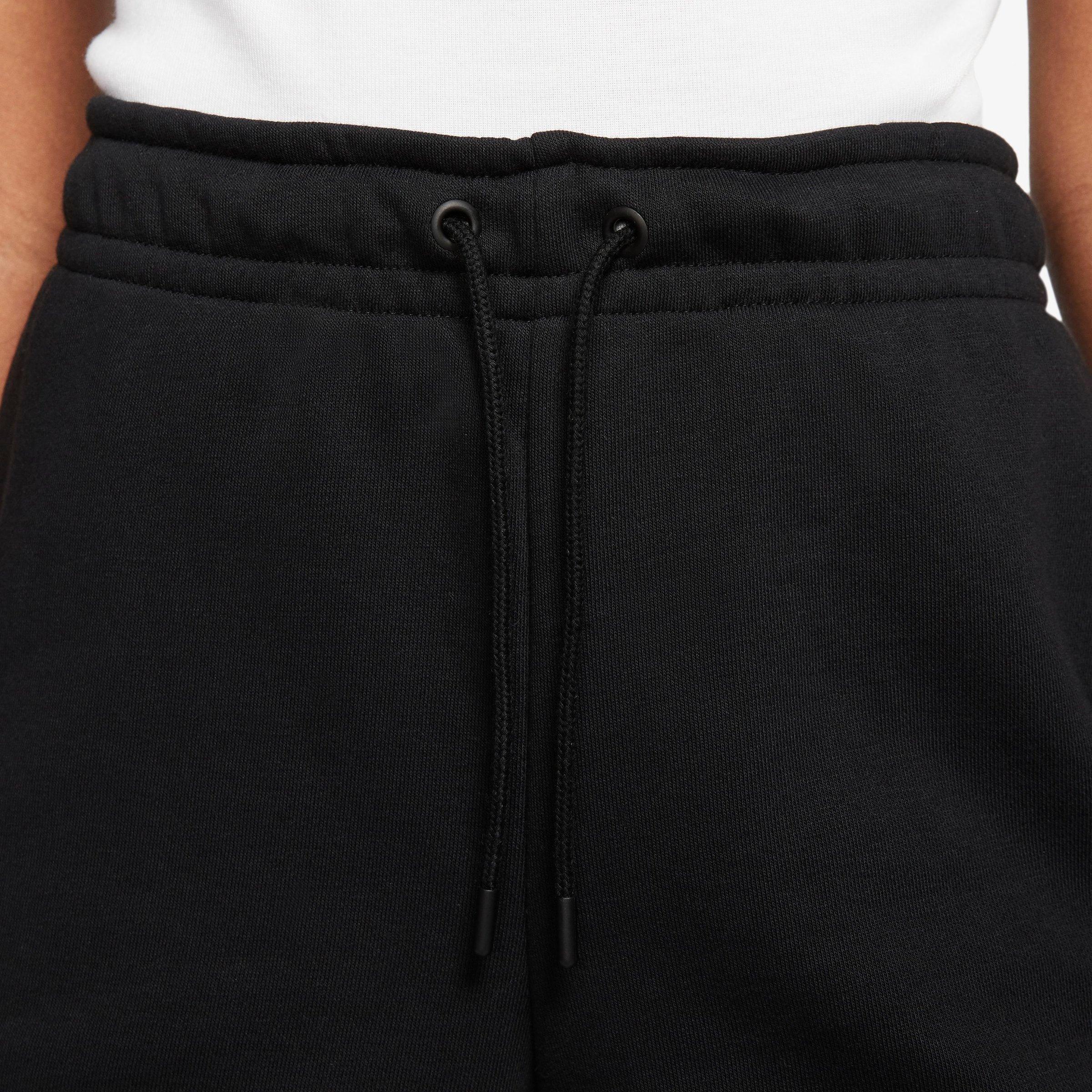 nike essential shorts black