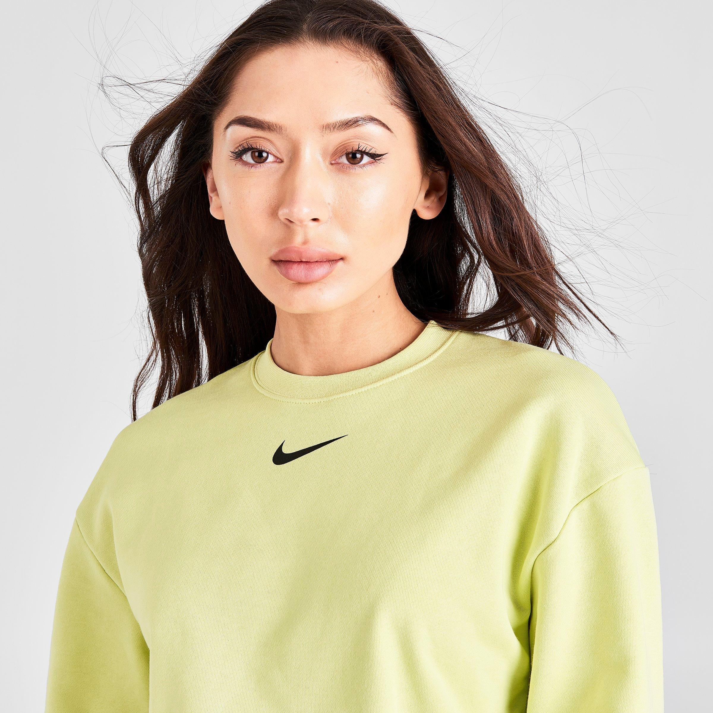 nike tan sweatshirt