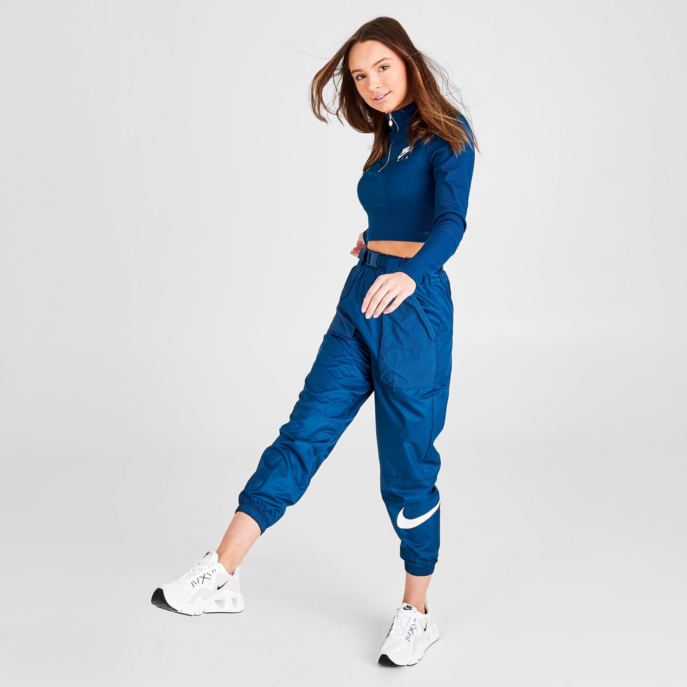 nike swoosh jogger pant