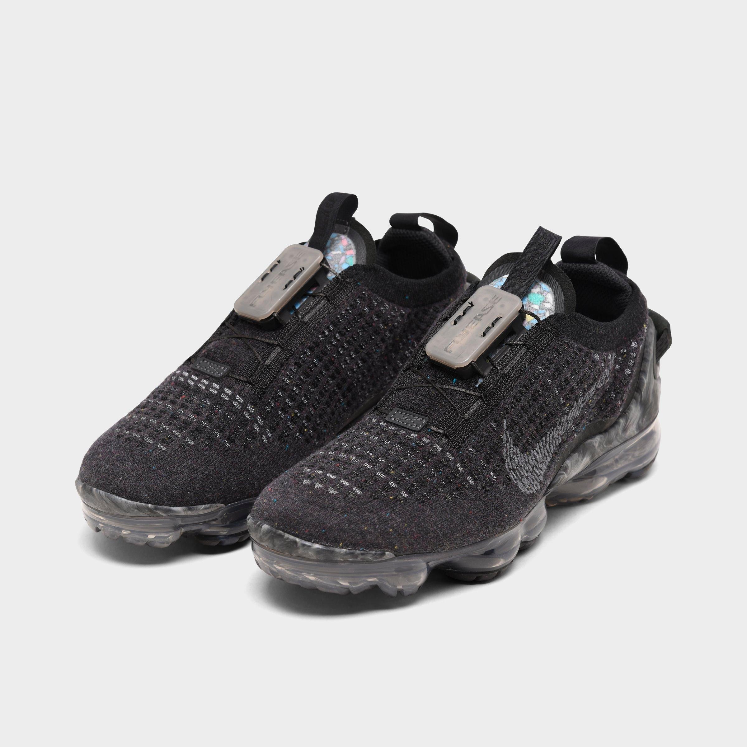 big kids vapormax black