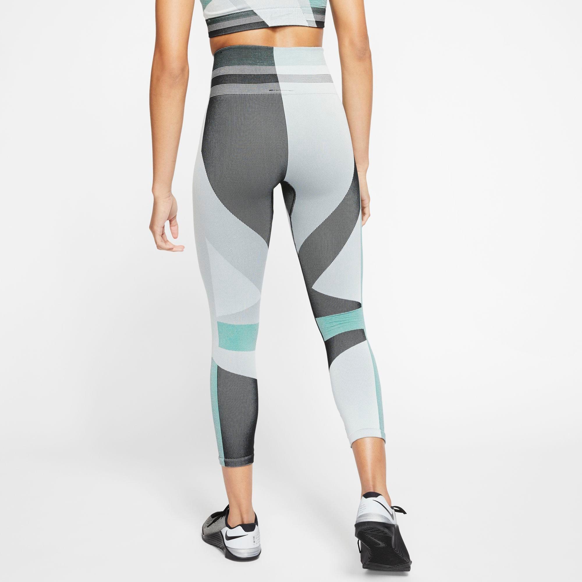 nike sculpt icon clash